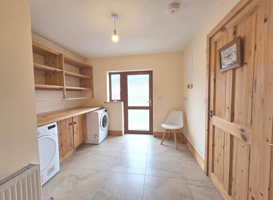 Westview House, Poulnagun, Lisdoonvarna, Cregg, V95TP99