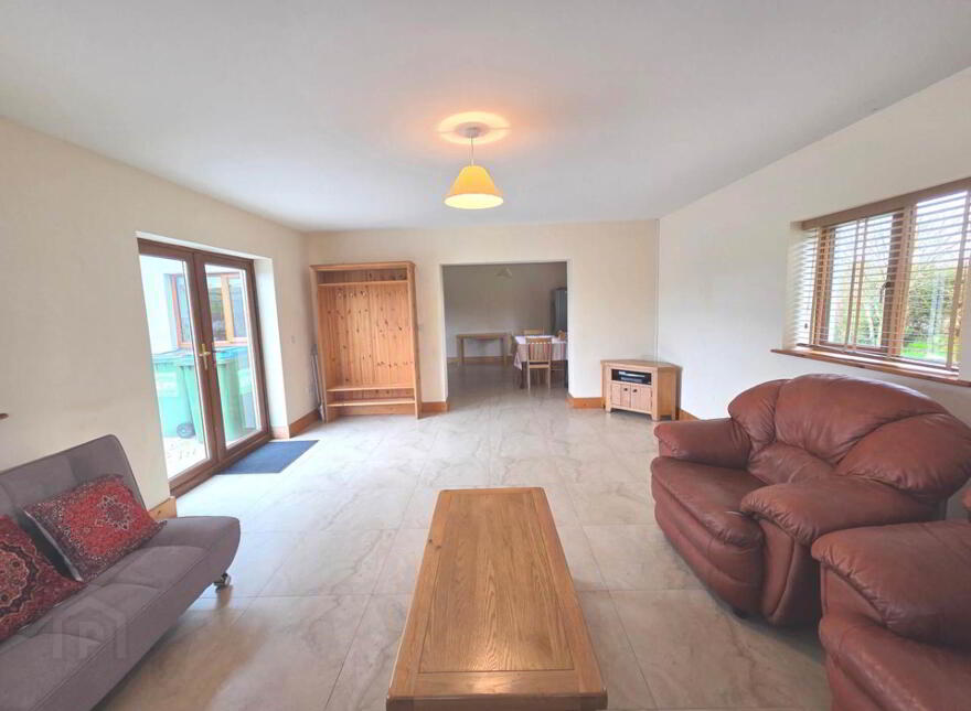 Westview House, Poulnagun, Lisdoonvarna, Cregg, V95TP99