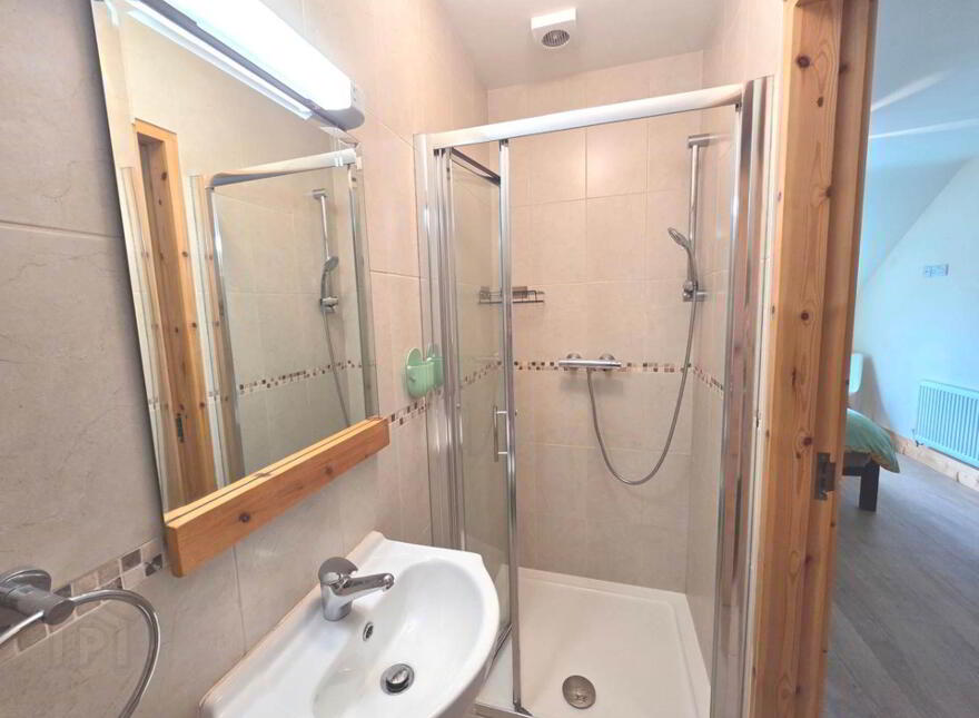 Westview House, Poulnagun, Lisdoonvarna, Cregg, V95TP99