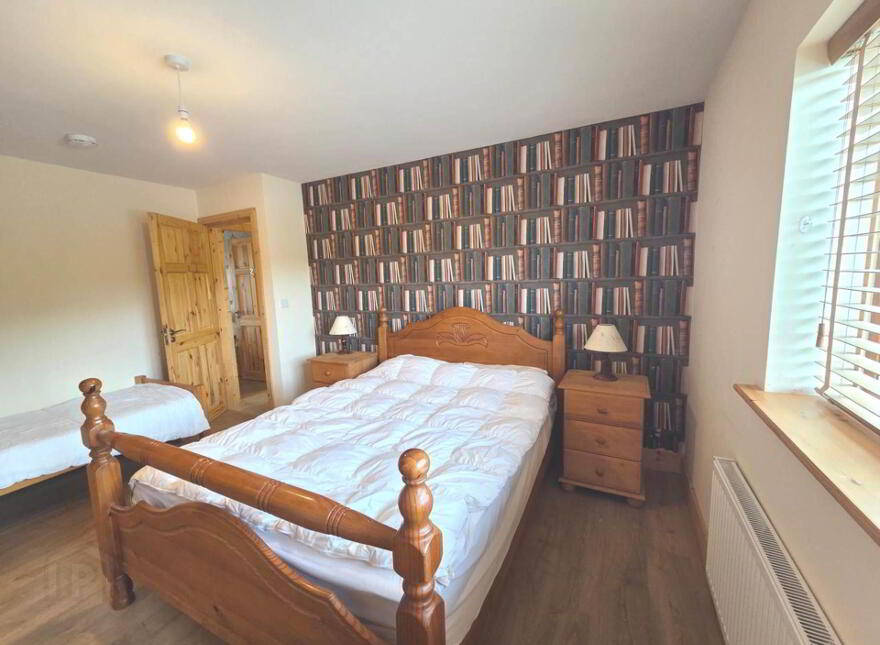 Westview House, Poulnagun, Lisdoonvarna, Cregg, V95TP99