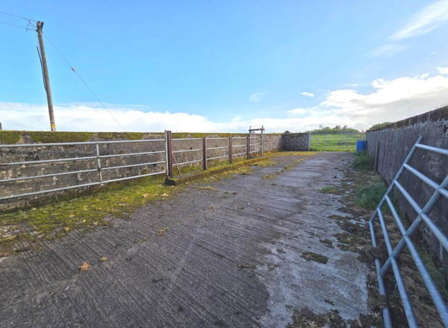4 Bed Cottage & Farm Holding On, C. 24.12 Acres, Carrowntober, Kilkerrin, H53D998