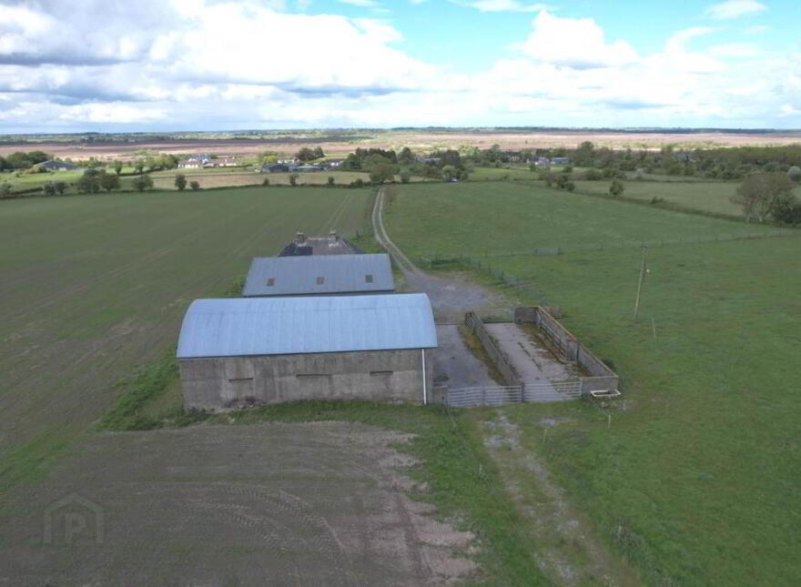 4 Bed Cottage & Farm Holding On, C. 24.12 Acres, Carrowntober, Kilkerrin, H53D998