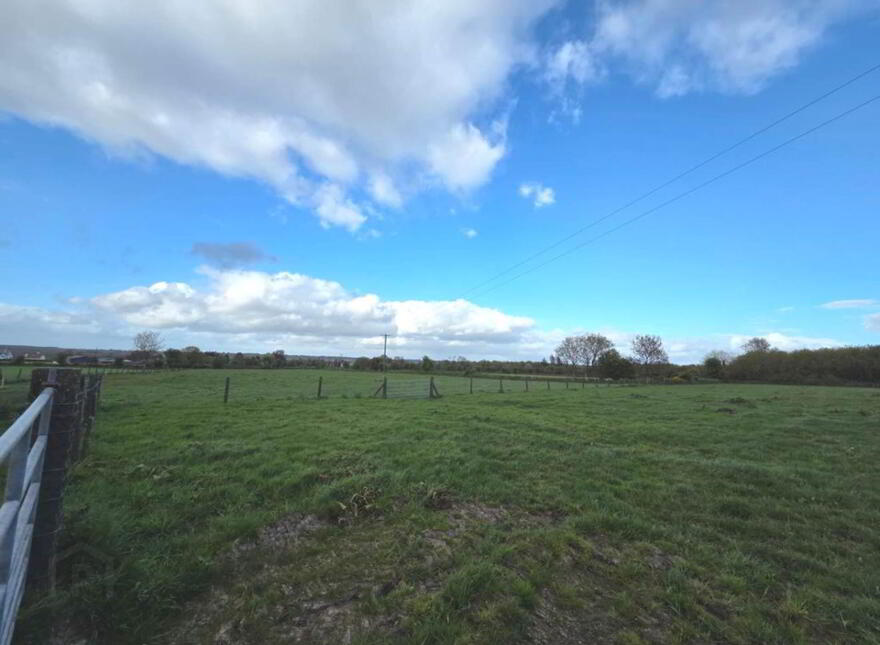 4 Bed Cottage & Farm Holding On, C. 24.12 Acres, Carrowntober, Kilkerrin, H53D998