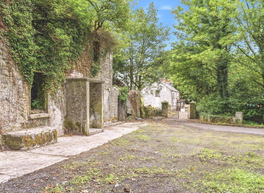 Doyle`s Crossing On, C. 1.4 Acres, With The Piano House & Carrow Ho...Four Roads, F42F251