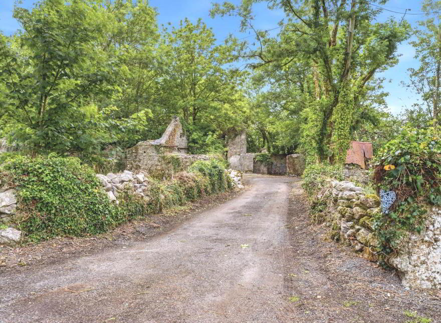 Doyle`s Crossing On, C. 1.4 Acres, With The Piano House & Carrow Ho...Four Roads, F42F251