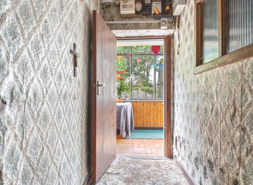 Doyle`s Crossing On, C. 1.4 Acres, With The Piano House & Carrow Ho...Four Roads, F42F251