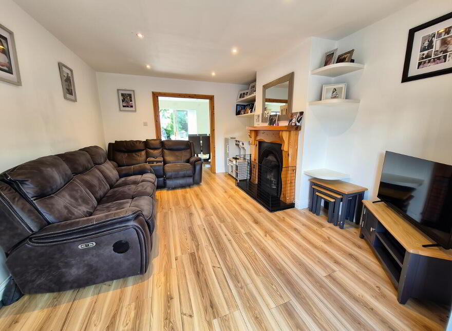 8 Danesfort, Old Galway Road, Athlone, N37ED91
