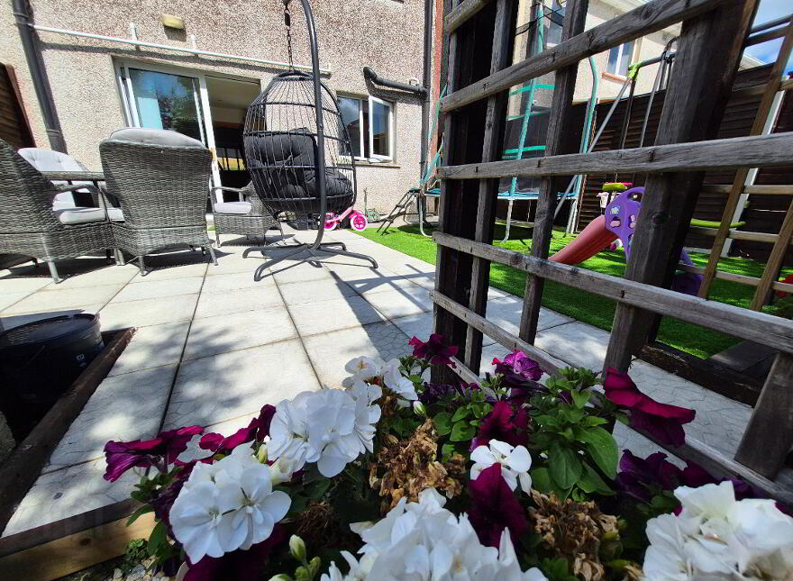 8 Danesfort, Old Galway Road, Athlone, N37ED91