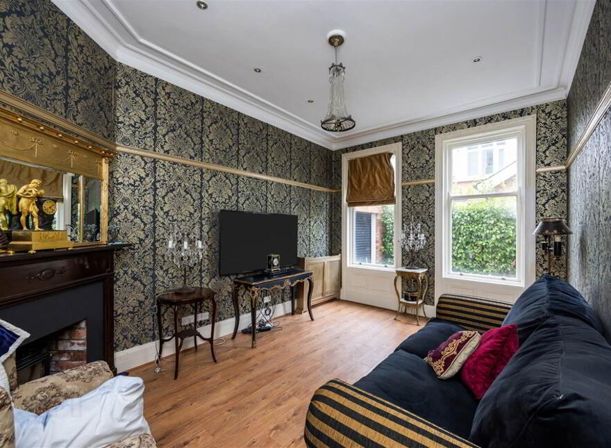 66 Myrtlefield Park, Belfast, BT9 6NG