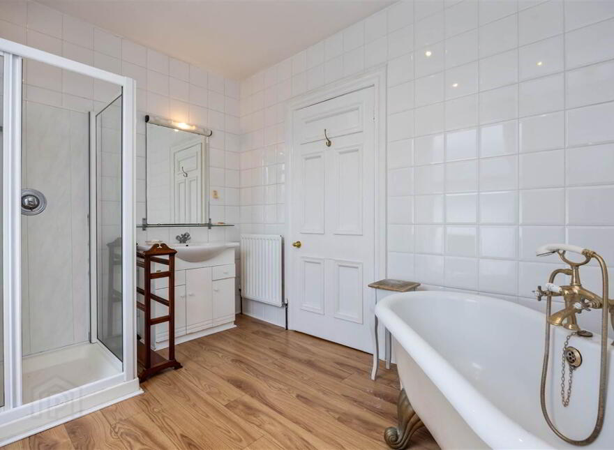 66 Myrtlefield Park, Belfast, BT9 6NG