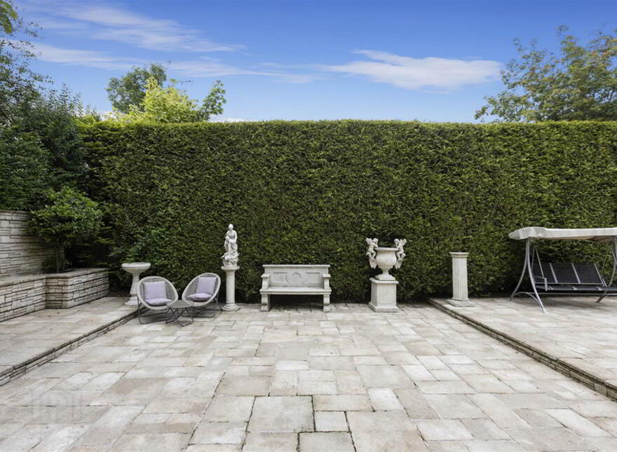 66 Myrtlefield Park, Belfast, BT9 6NG