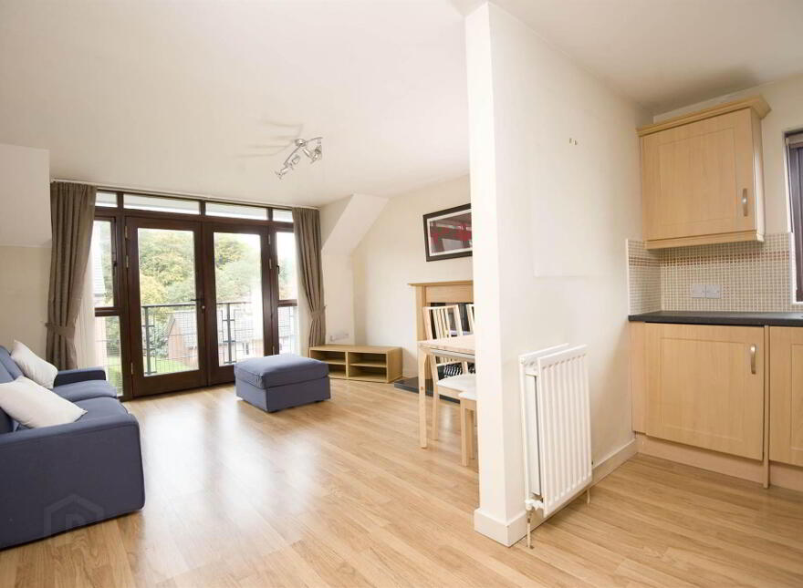 18 Castlehill Place, 607 Upper Newtownards Road, Belfast, BT4 3LQ