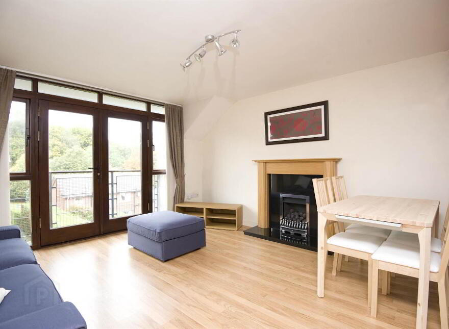 18 Castlehill Place, 607 Upper Newtownards Road, Belfast, BT4 3LQ