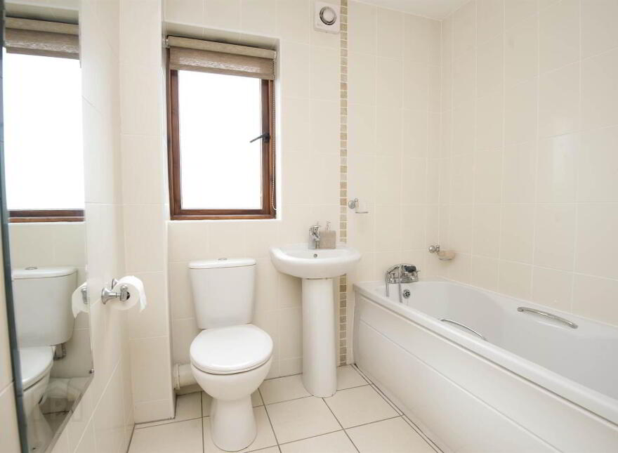 18 Castlehill Place, 607 Upper Newtownards Road, Belfast, BT4 3LQ