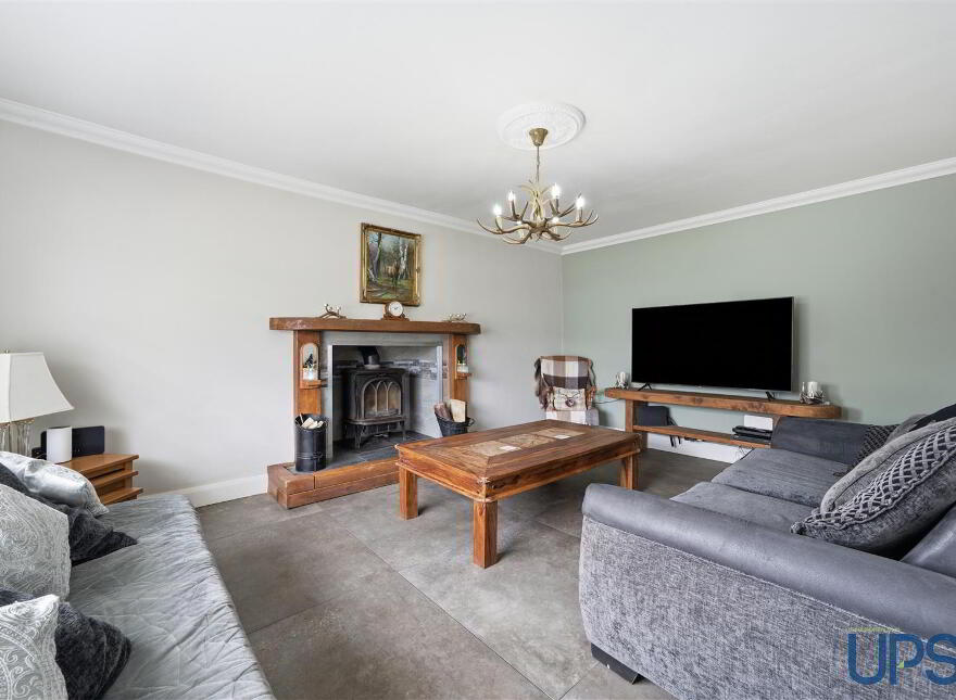 16 Woodland Avenue, Lisburn, BT27 4PJ