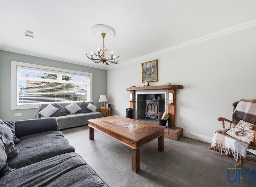 16 Woodland Avenue, Lisburn, BT27 4PJ