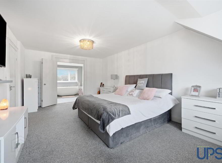 16 Woodland Avenue, Lisburn, BT27 4PJ