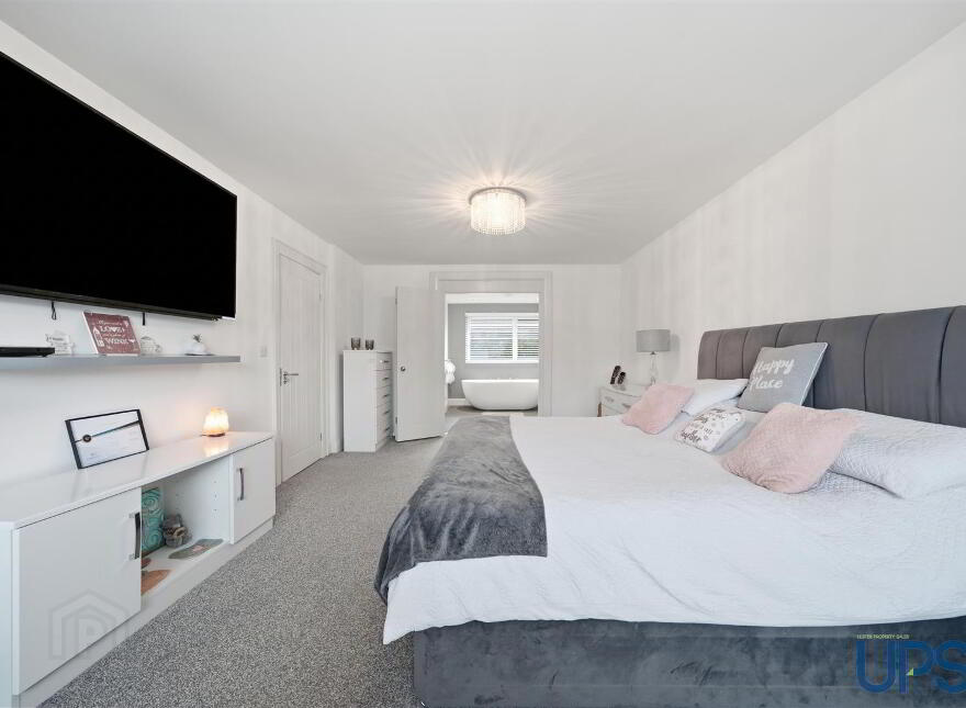 16 Woodland Avenue, Lisburn, BT27 4PJ