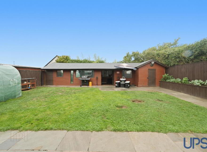 16 Woodland Avenue, Lisburn, BT27 4PJ