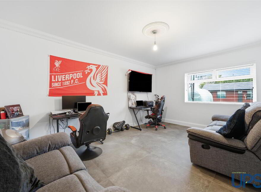 16 Woodland Avenue, Lisburn, BT27 4PJ