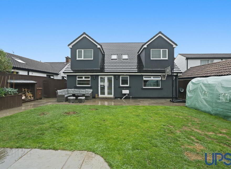 16 Woodland Avenue, Lisburn, BT27 4PJ