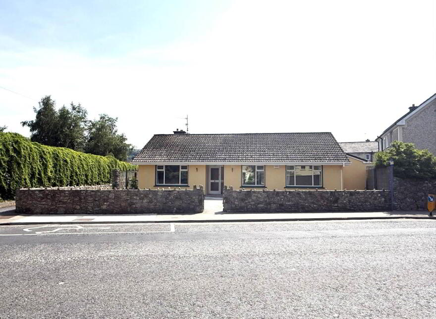 Oakville House, Kickham Street, Clonmel, E91PK60