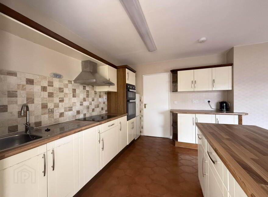 Oakville House, Kickham Street, Clonmel, E91PK60