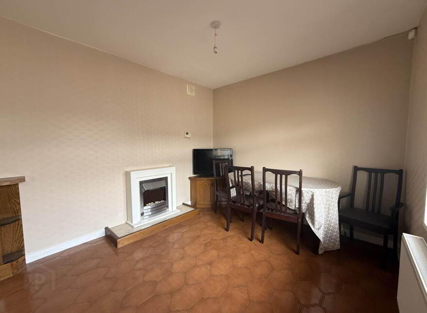 Oakville House, Kickham Street, Clonmel, E91PK60