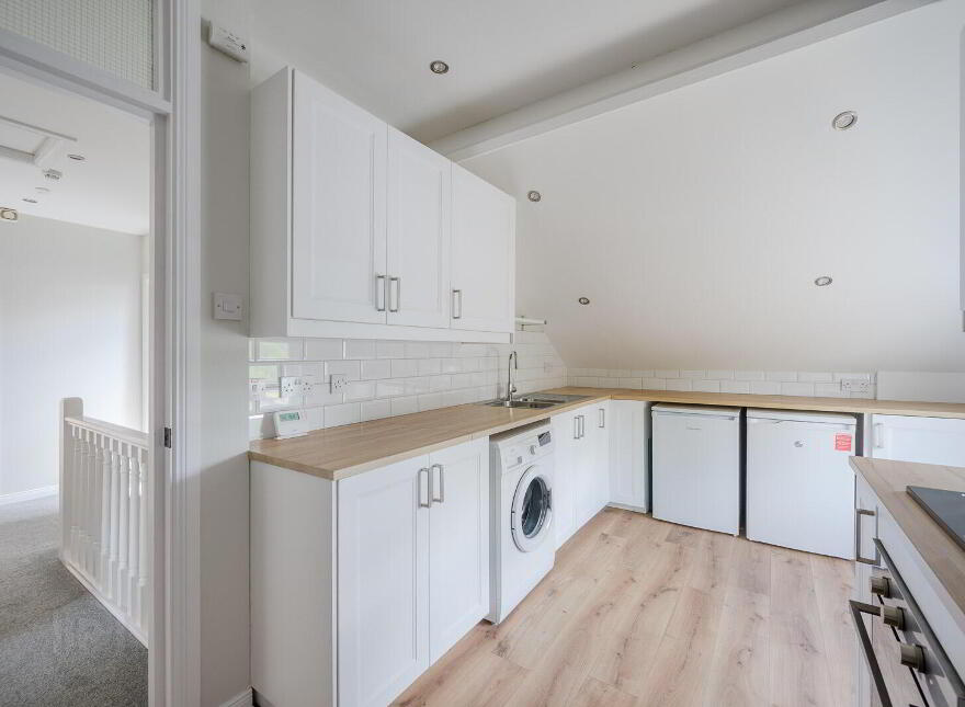 22D Bridge Road, Helens Bay, BT19 1TH