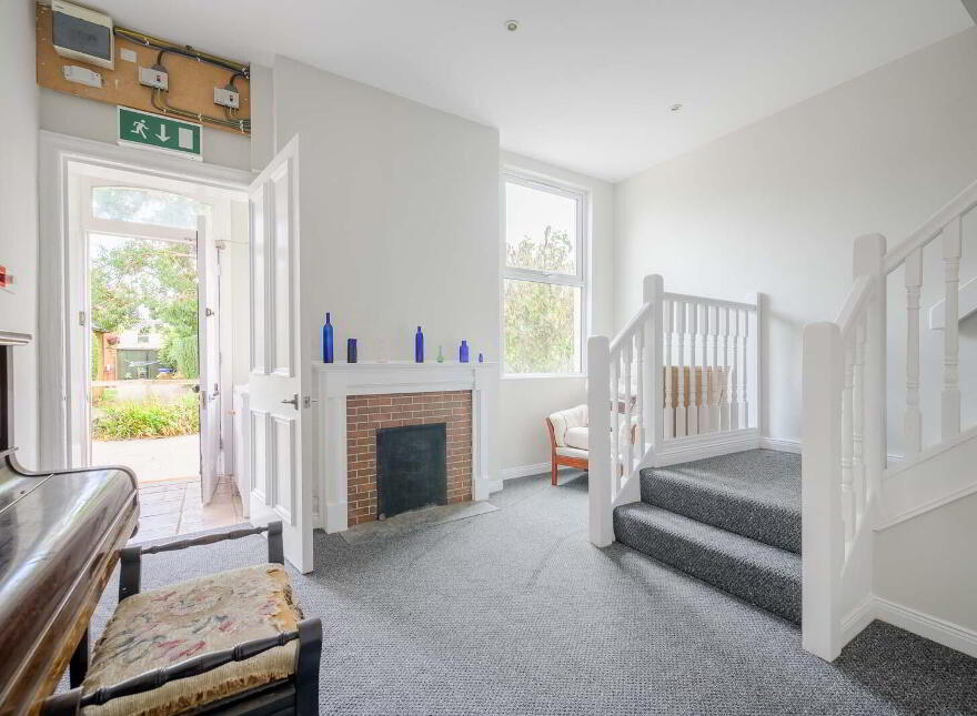 22D Bridge Road, Helens Bay, BT19 1TH