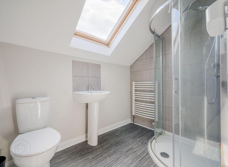 22D Bridge Road, Helens Bay, BT19 1TH