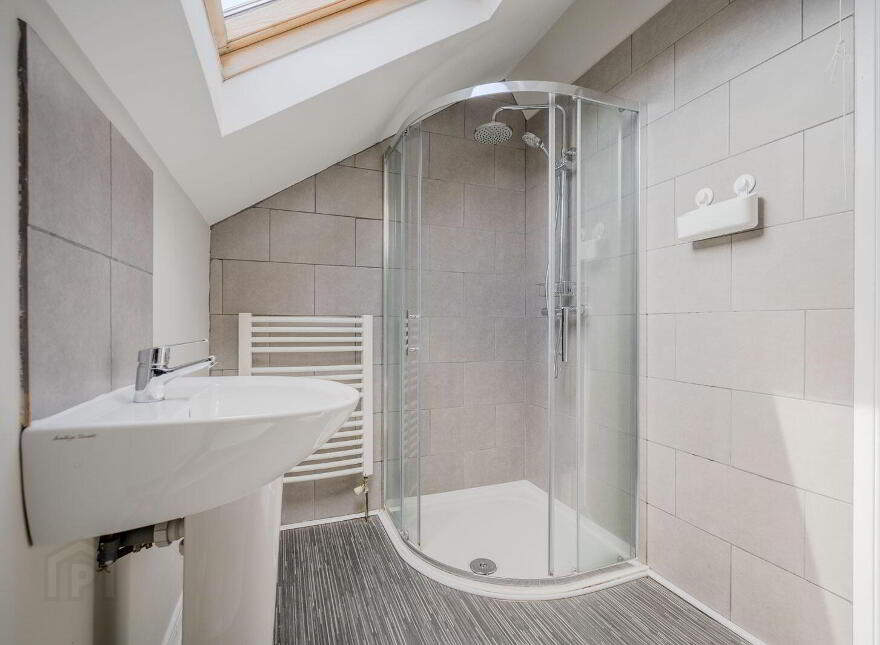22D Bridge Road, Helens Bay, BT19 1TH