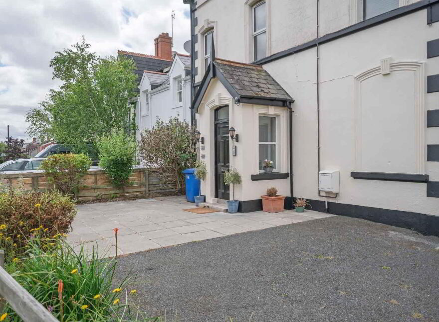 22D Bridge Road, Helens Bay, BT19 1TH