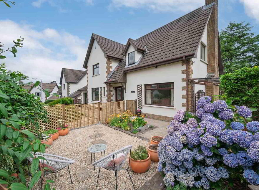 4 Woodbank Lane, Holywood, BT18 0QA