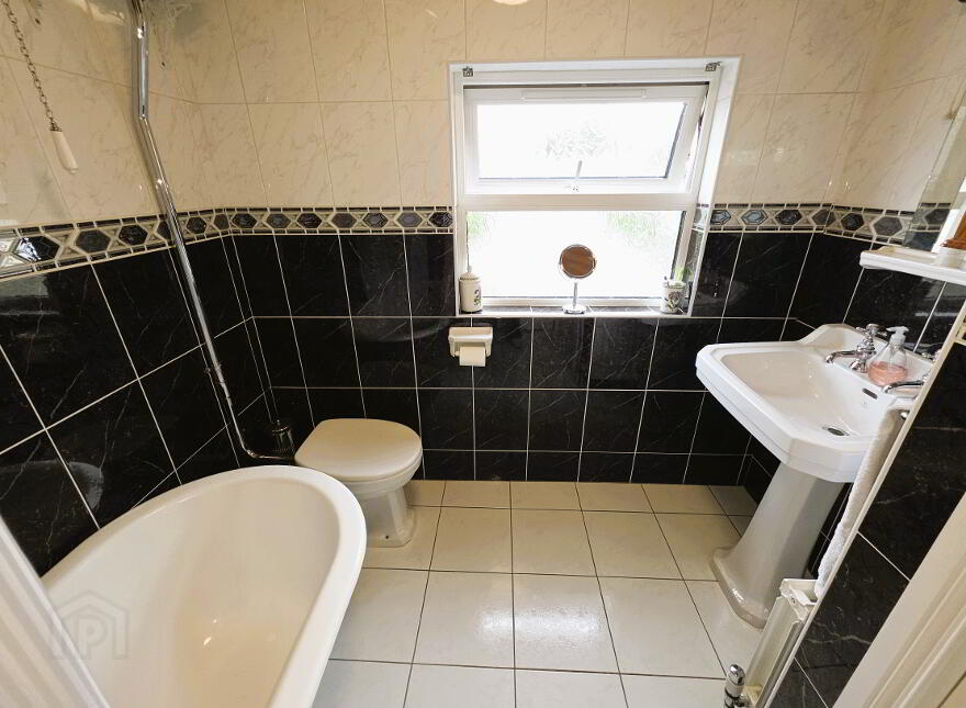 4 Lisnaragh Road, Donemana, Strabane, BT82 0QL