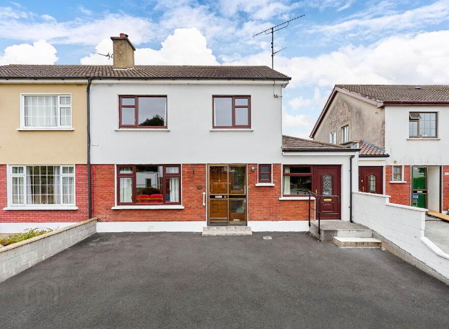 61 Woodlands, Navan, C15V3W8
