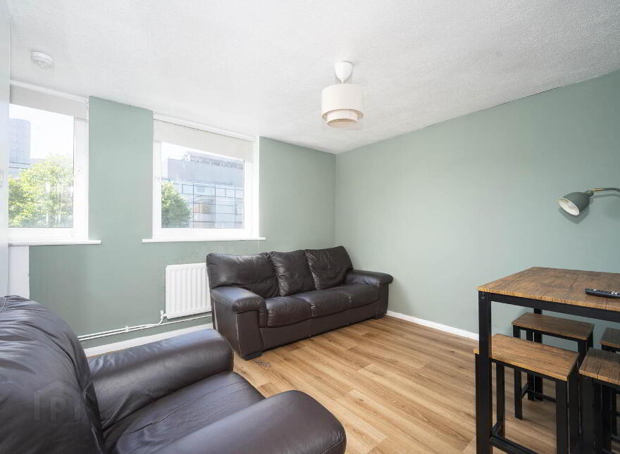 305 Bradbury Court, Belfast, BT9 7JL