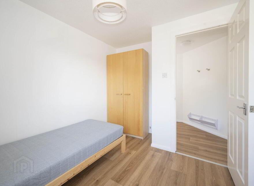 305 Bradbury Court, Belfast, BT9 7JL