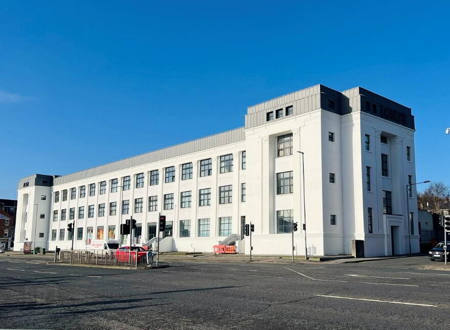 Meadowbank Court, 141 Strand Road, Derry/Londonderry, BT48 7PB