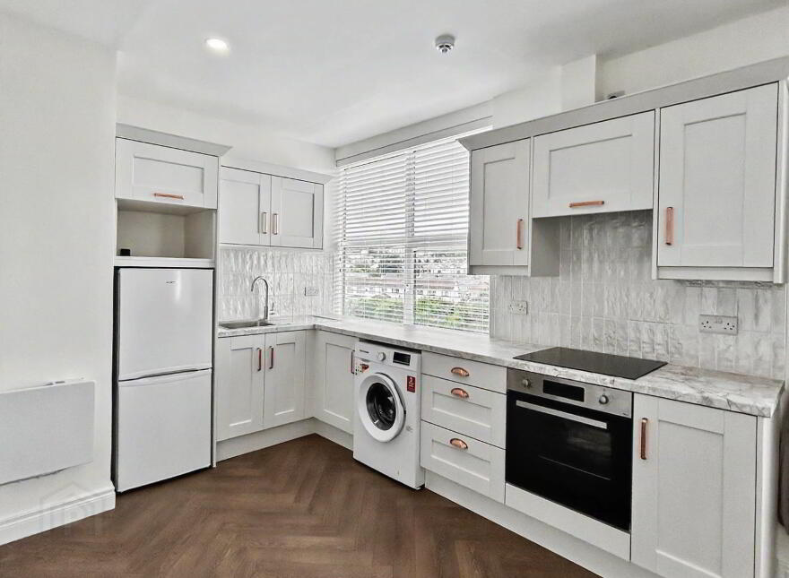 Meadowbank Court, 141 Strand Road, Derry/Londonderry, BT48 7PB