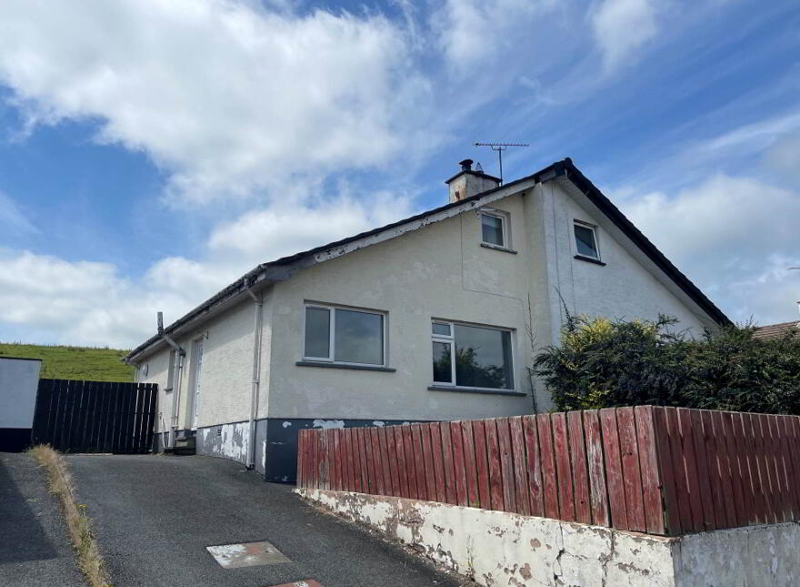 20 Craigs Road, Ballynahinch, BT24 8PQ