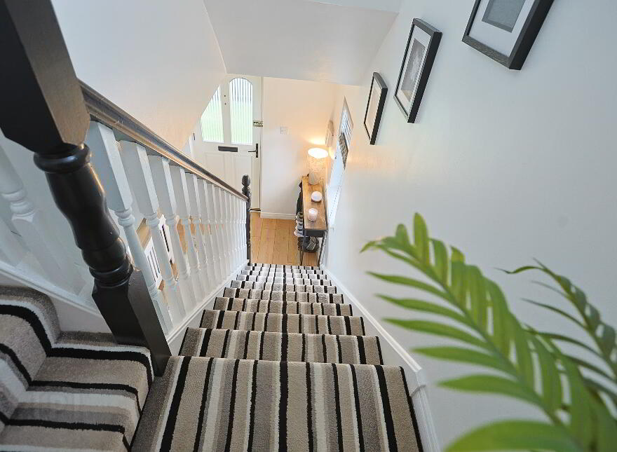 43 Avondale Manor, Craigavon, BT64 1AE