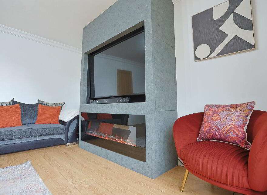 43 Avondale Manor, Craigavon, BT64 1AE