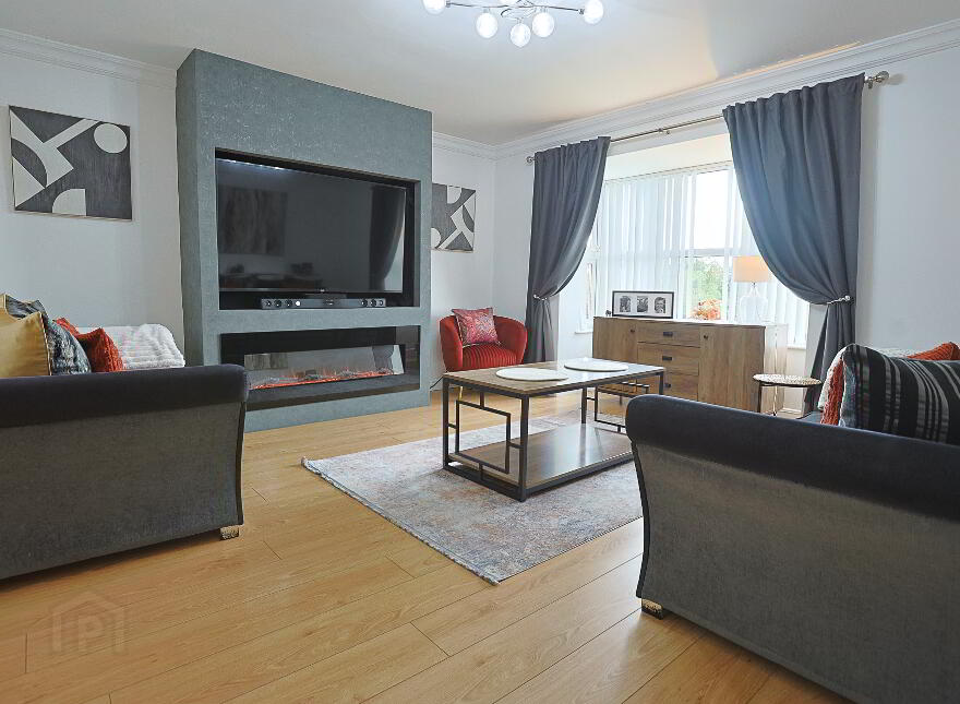 43 Avondale Manor, Craigavon, BT64 1AE