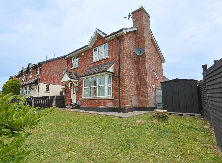 43 Avondale Manor, Craigavon, BT64 1AE