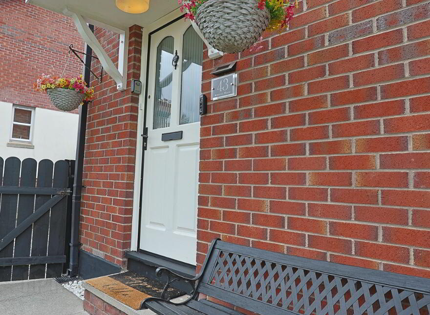 43 Avondale Manor, Craigavon, BT64 1AE