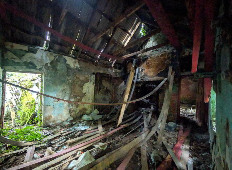 Derelict Property, Killasser