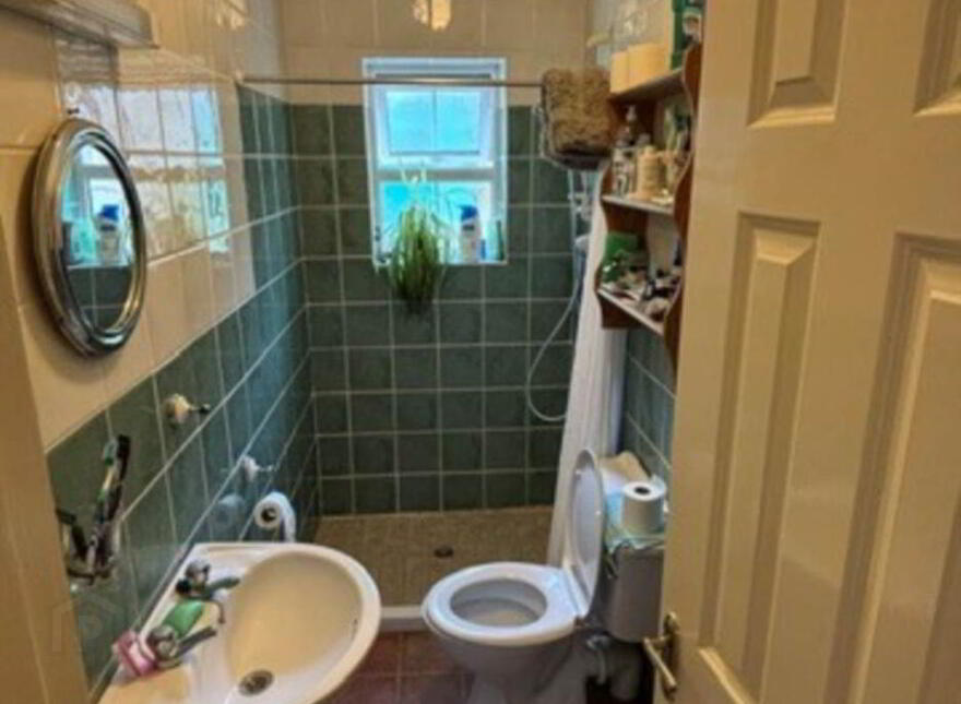 Nalagiri House ( Site) & Refuge Cottage, Firmount, Carrigahorig, Nenagh, E45R202