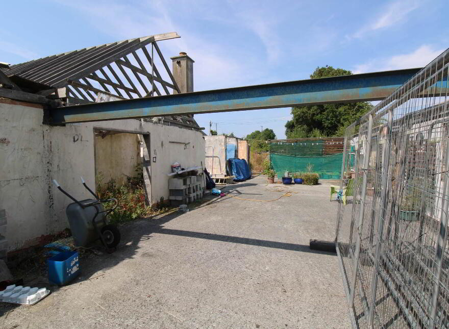 Nalagiri House ( Site) & Refuge Cottage, Firmount, Carrigahorig, Nenagh, E45R202