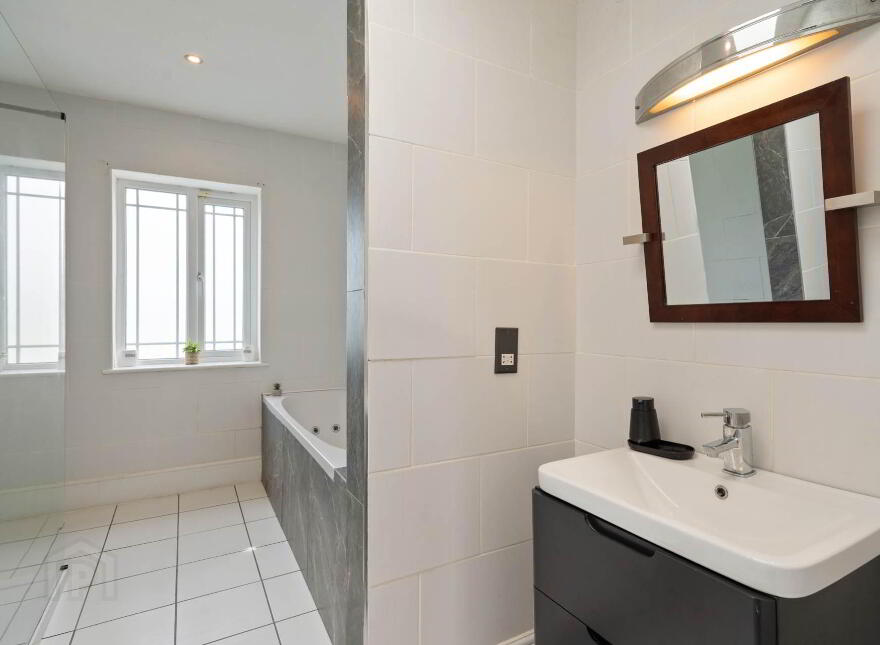 Avondale, Drumbaragh, Kells, A82X2P0